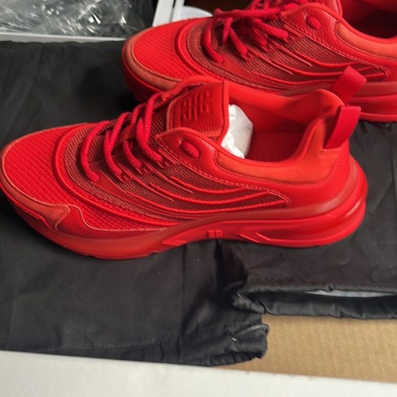 GIVENCHY GV1 RED SNEAKER SIZE 10us BRAND NEW - Picture 2 of 8